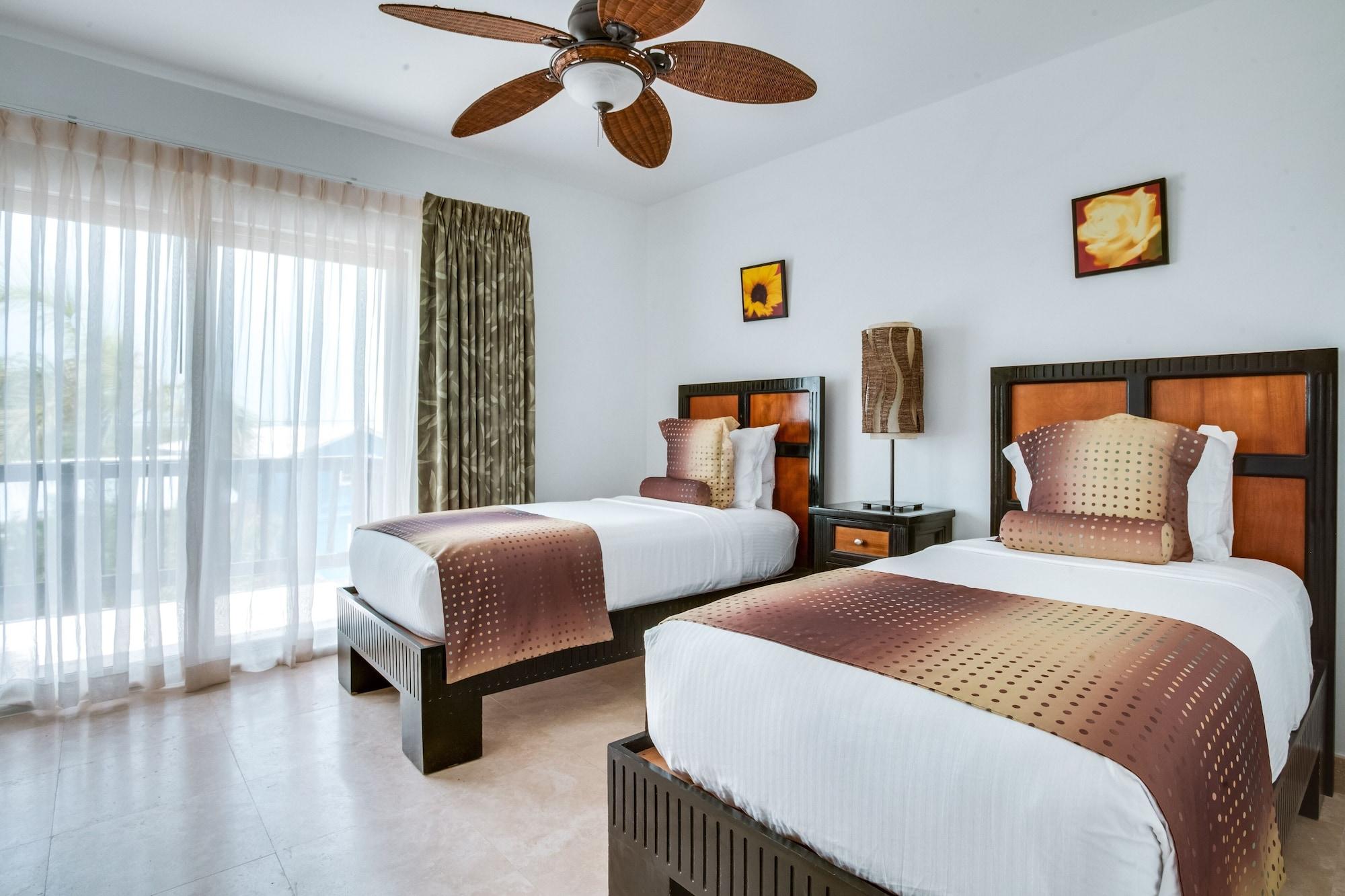 Las Terrazas Resort San Pedro  Exterior photo